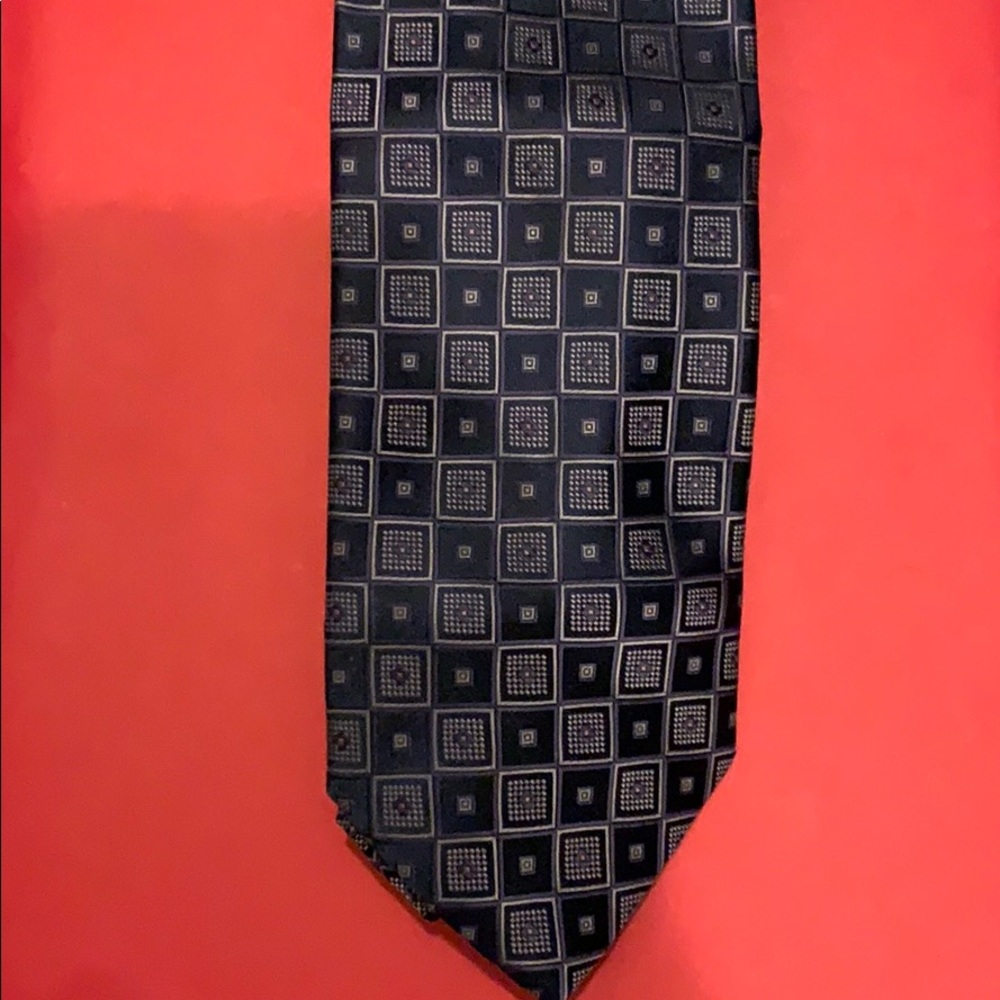 Tie